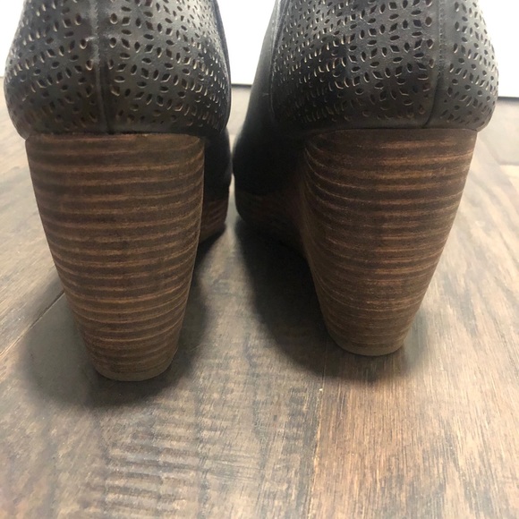 Dr Scholls memory foam WEDGE BOOTIES - Picture 2 of 5